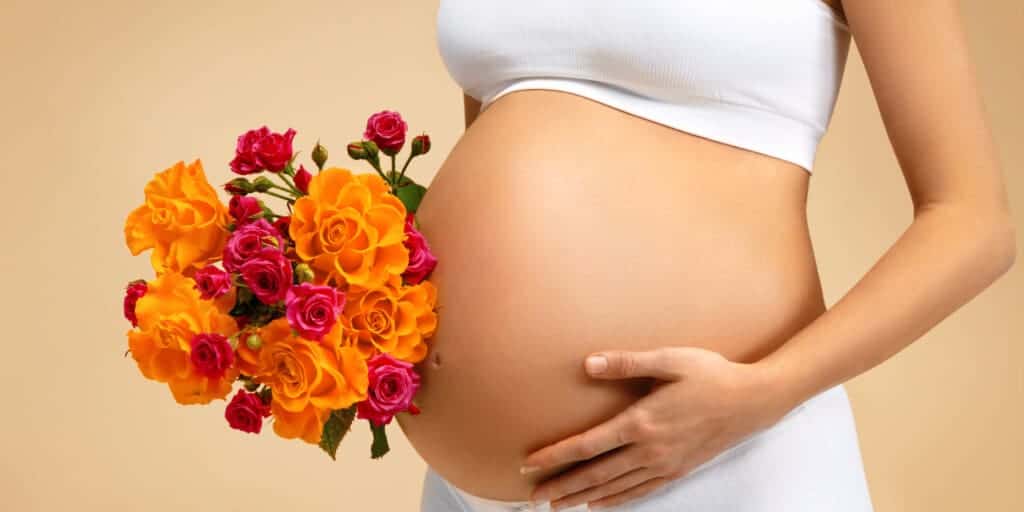 Essential Oils to Ease Pregnancy Symptoms