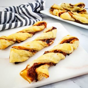 cheese and marmite puff pastry twists recipe