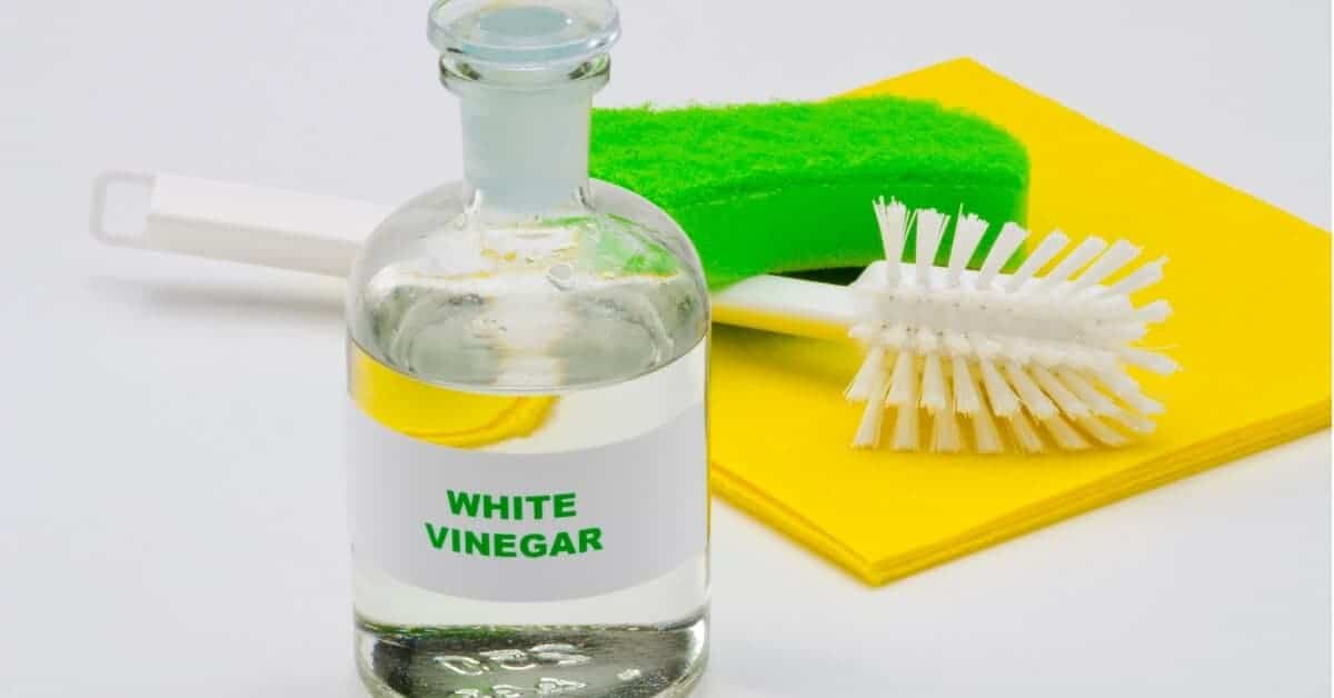 10 Amazing Uses for Vinegar Around the House