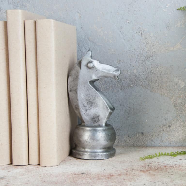 15 Decorative DIY Bookends To Spruce Up Your Shelves