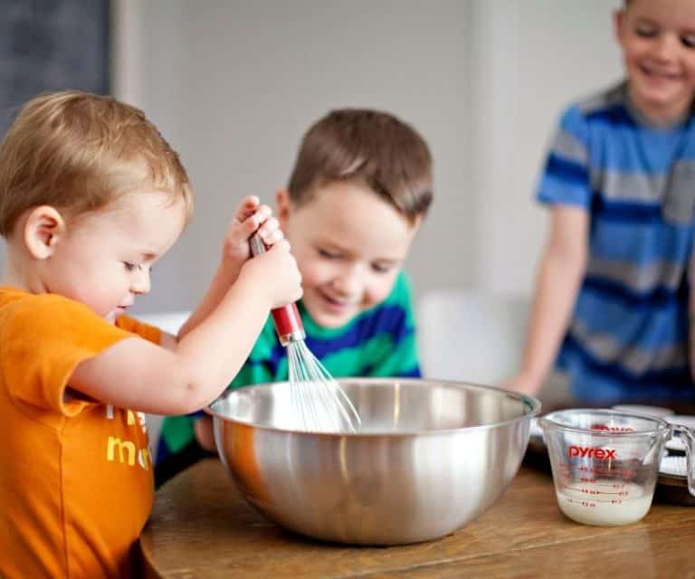 5 Fun Reasons to Teach Your Kids to Bake
