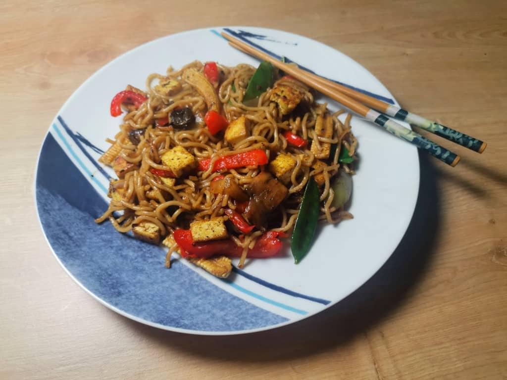 Vegan tofu stir fry, one of 15 easy dinner recipes