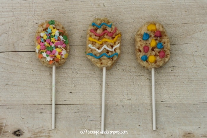 Easy Easter Egg Pops