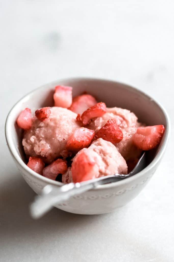 Ice cream with strawberries