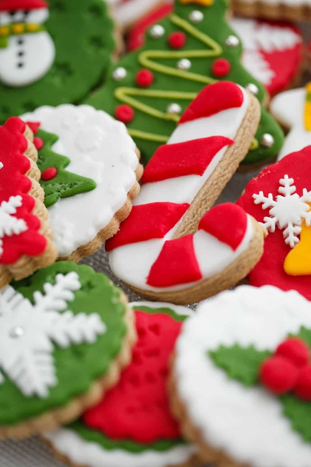 27 Festive and Delicious Christmas Party Food Your Guests Will Love