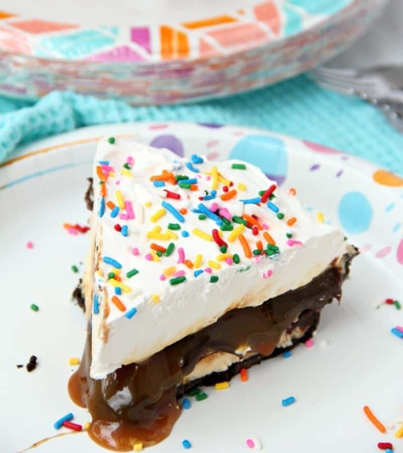 Ultimate Ice Cream Sundae Pie