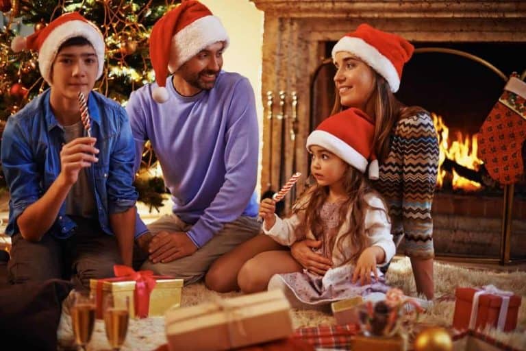 15 Christmas Eve Activities For Families