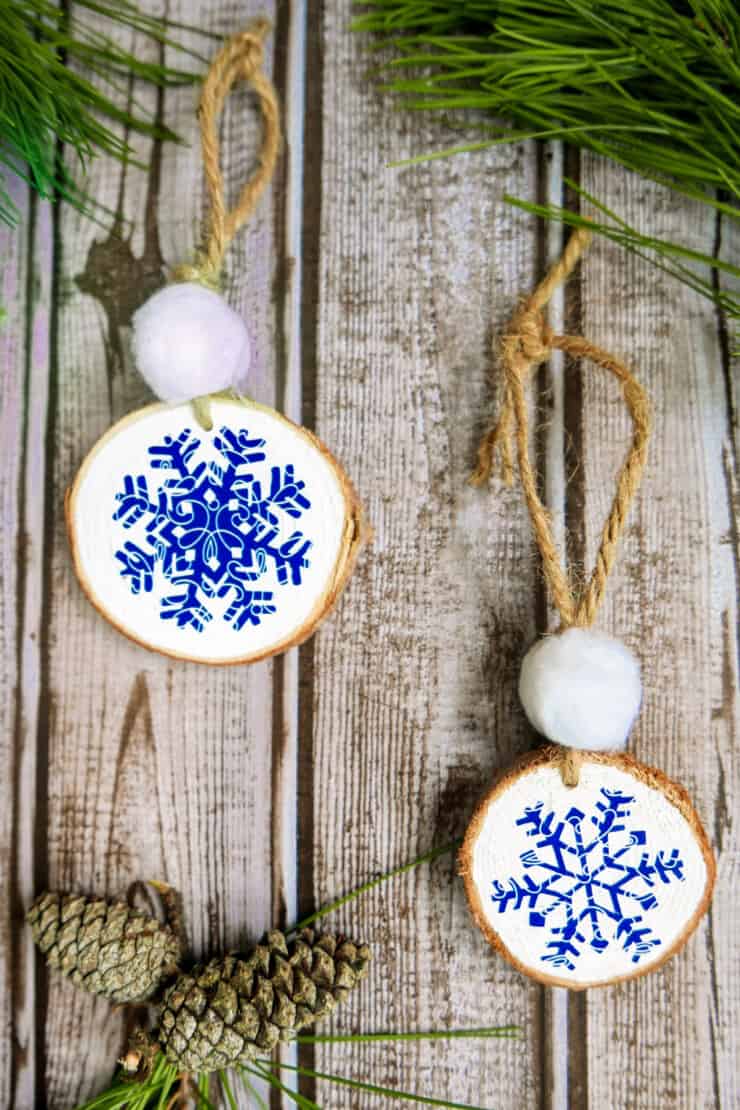 Cricut Snowflake Ornaments