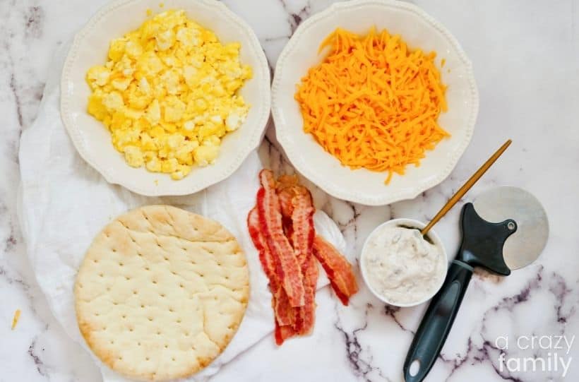 air fryer breakfast pizza ingredients