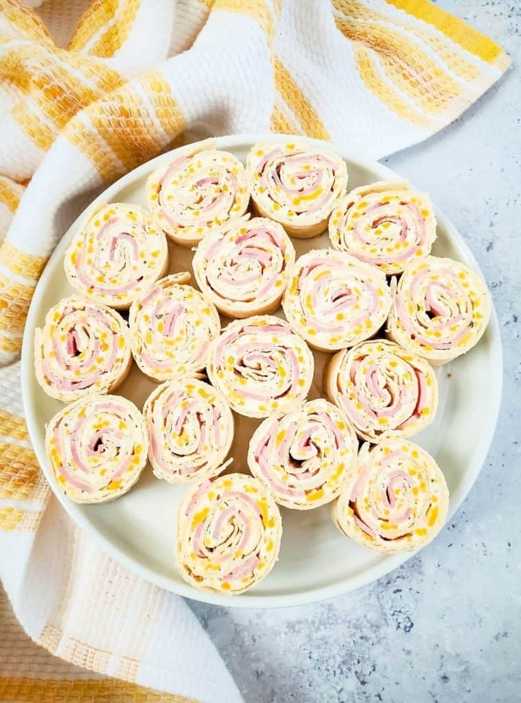 cheese and ham pinwheels featured