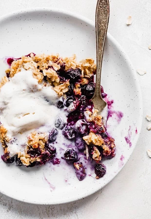 blueberry crisp