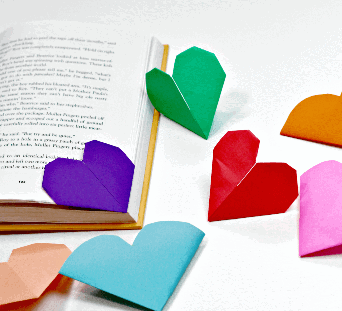 heart bookmarks square