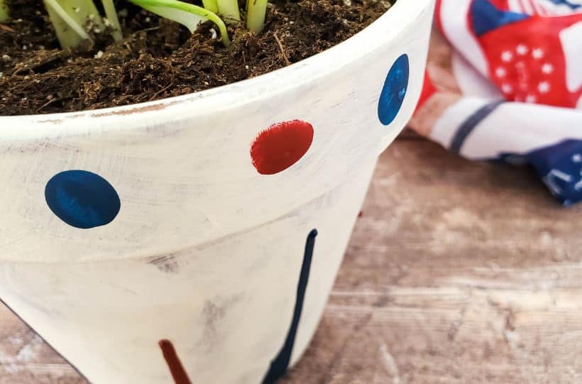 Simple Paint-Pour Fingerprint Clay Flower Pot Craft