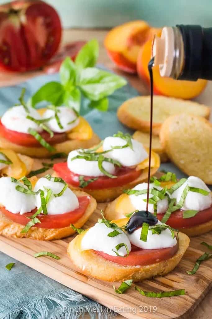 Peach Heirloom Tomato Caprese Crostini 03.jpg