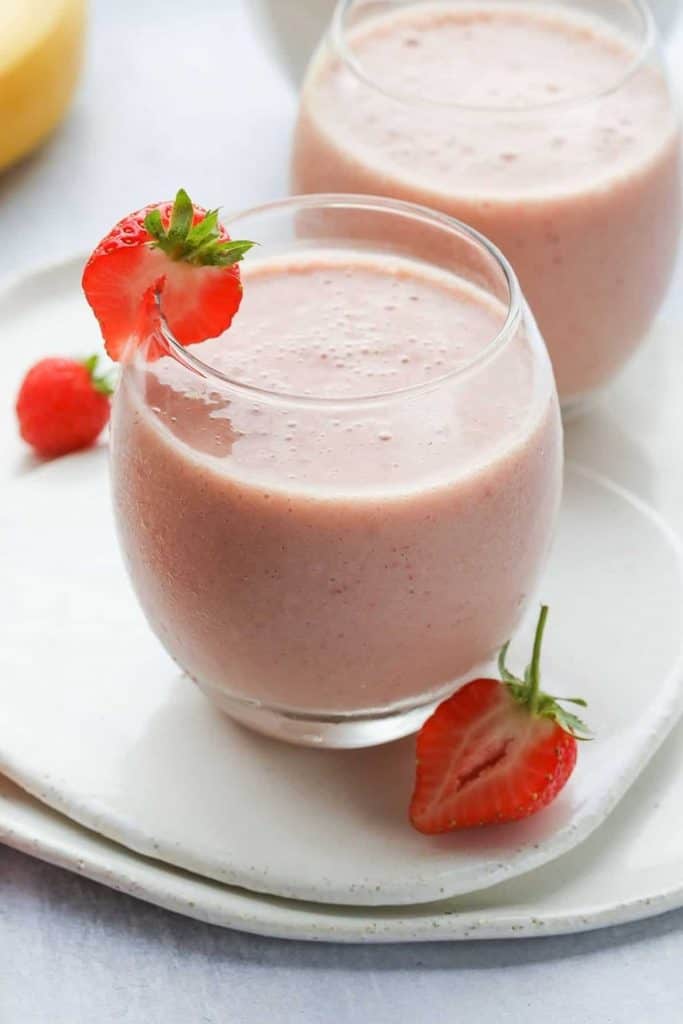 10. Banana Strawberry Smoothie _