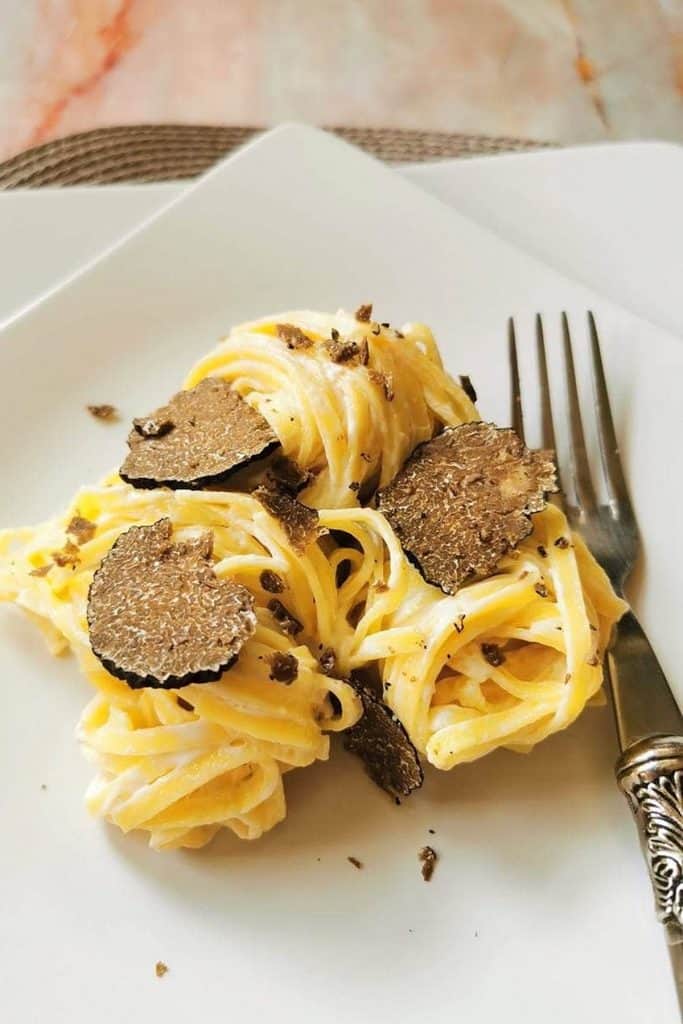 24. Creamy Pasta With Truffles _