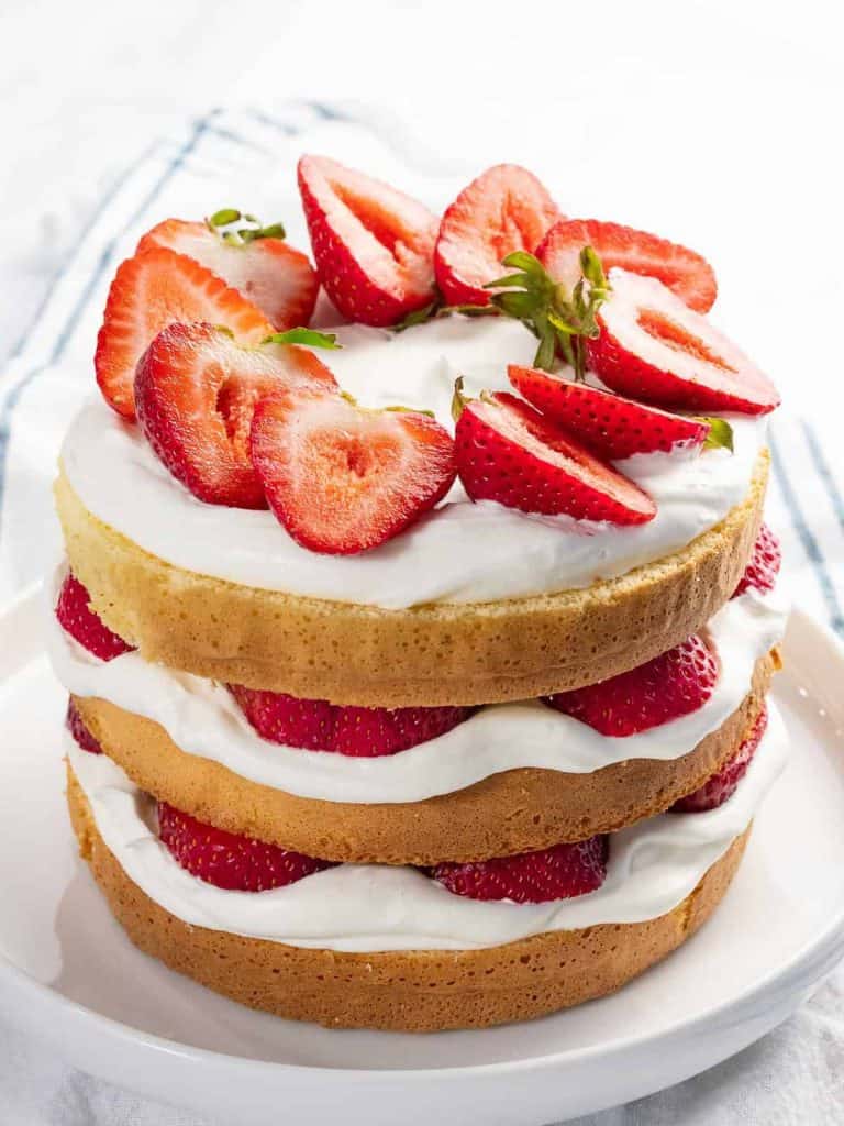 strawberry cake 4