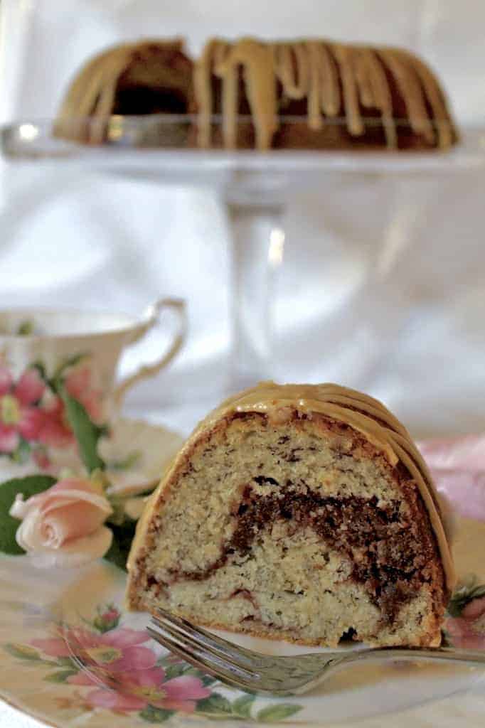 banana nutella swirl bundt cake