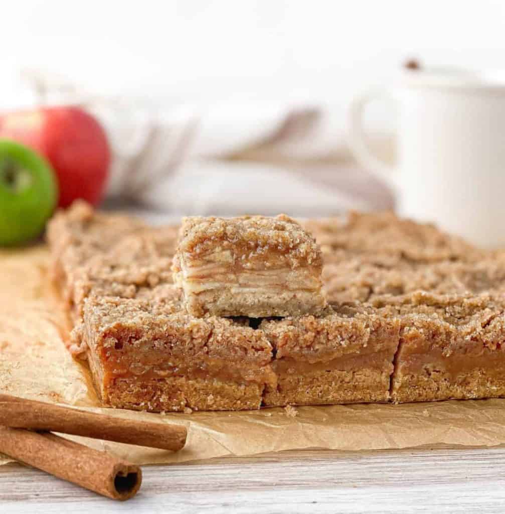 sliced apple crisp macchiato bars