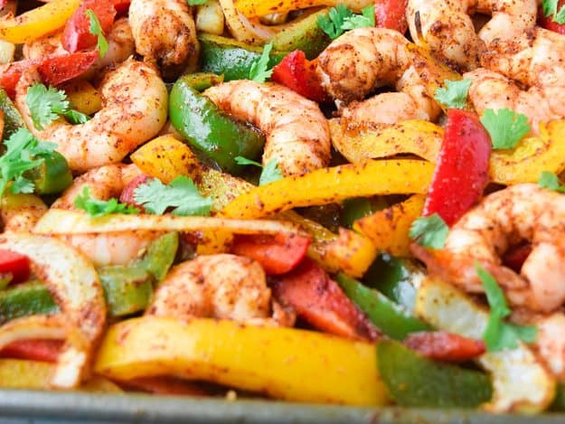 sheet pan shrimp fajitas1 0332