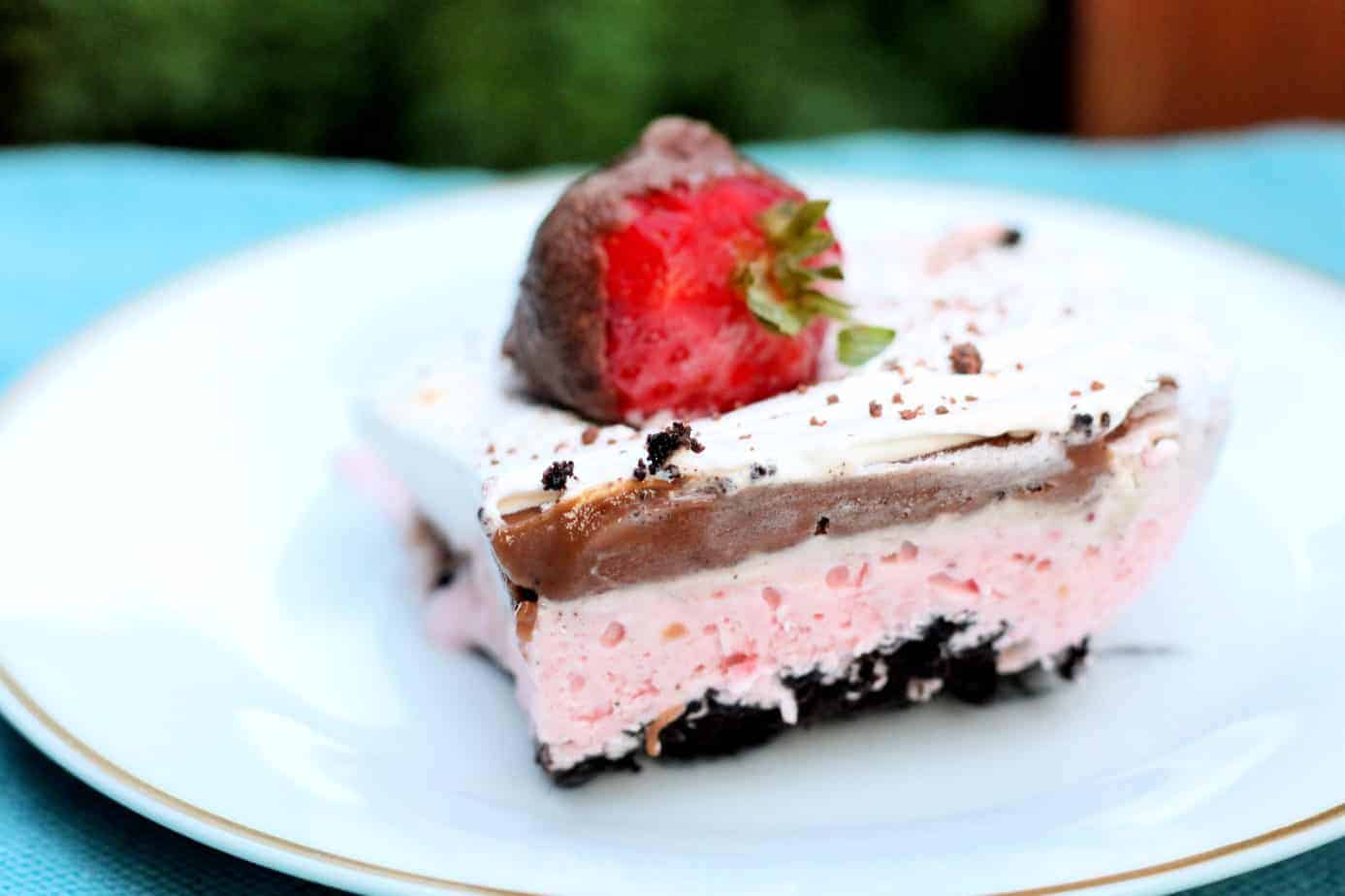 chocolate covered strawberry dessert scaled 1