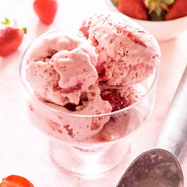 no churn strawberry ice cream square