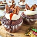 Milky Way Poke Cupcakes Set 3 4