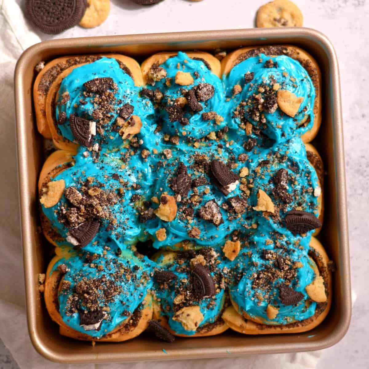 cookie monster cinnamon rolls 1
