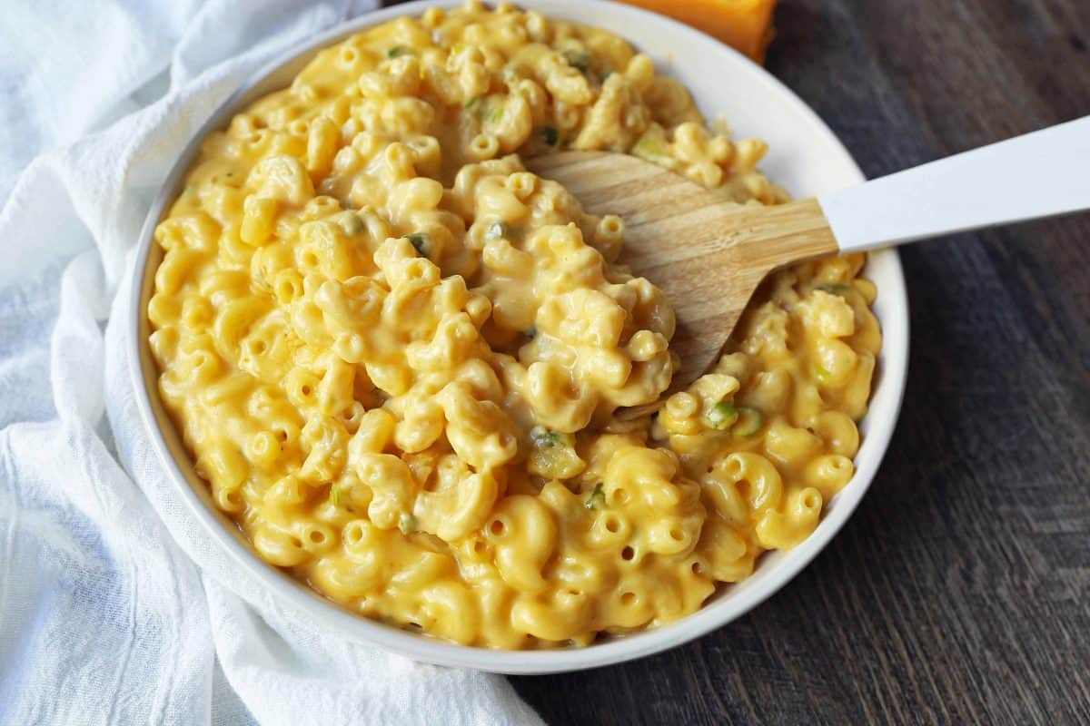 Creamy Jalapeno Macaroni and Cheese 5