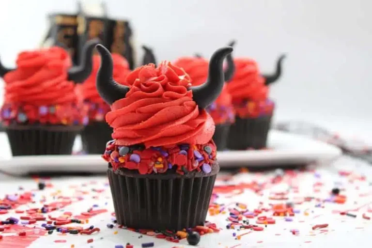 DevilCupDevil cupcakes 5 4.jpg