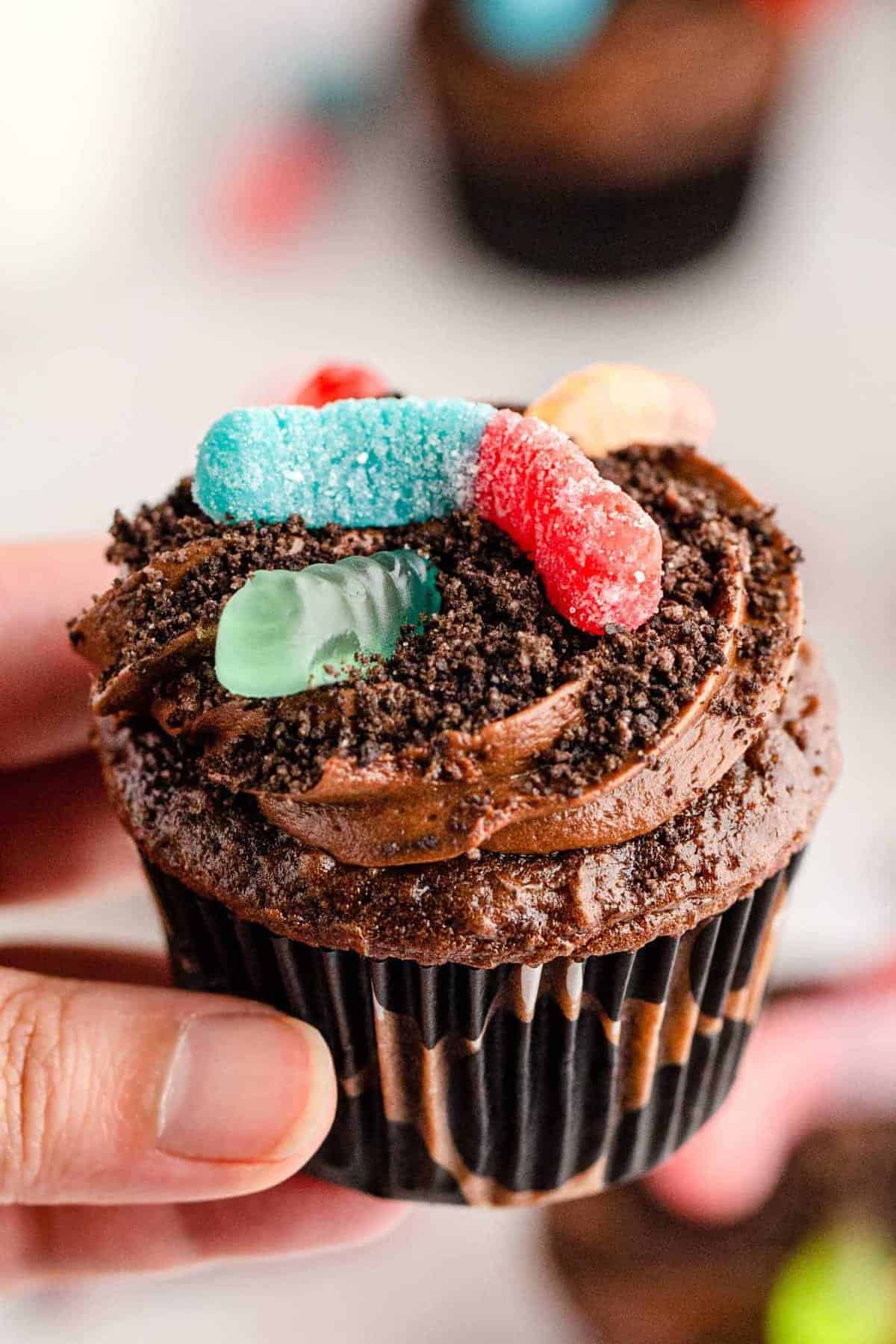 Halloween Dirt Cupcakes 4