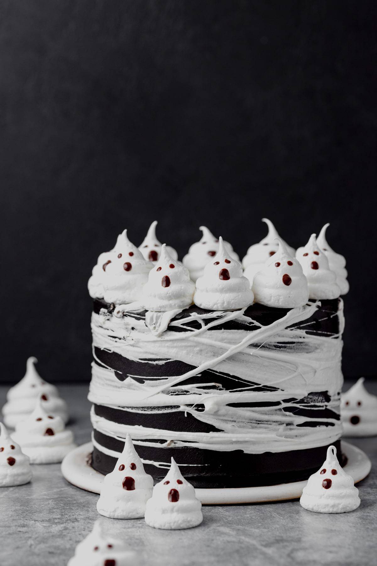 black cocoa halloween layer cake 2354