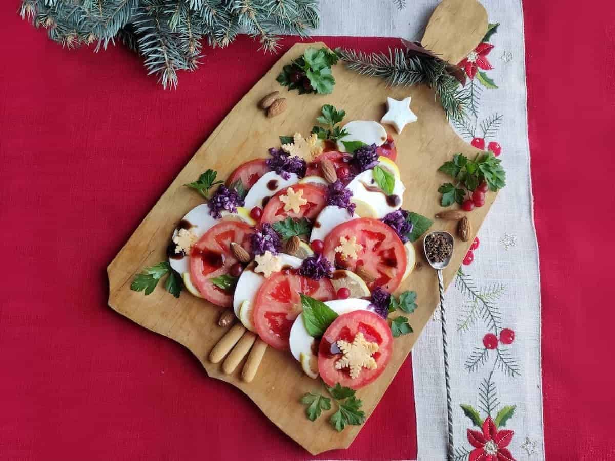 Christmas tree caprese salad