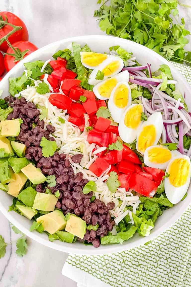 26 Hearty Salad Recipe Ideas For Dinner - A Crazy Family