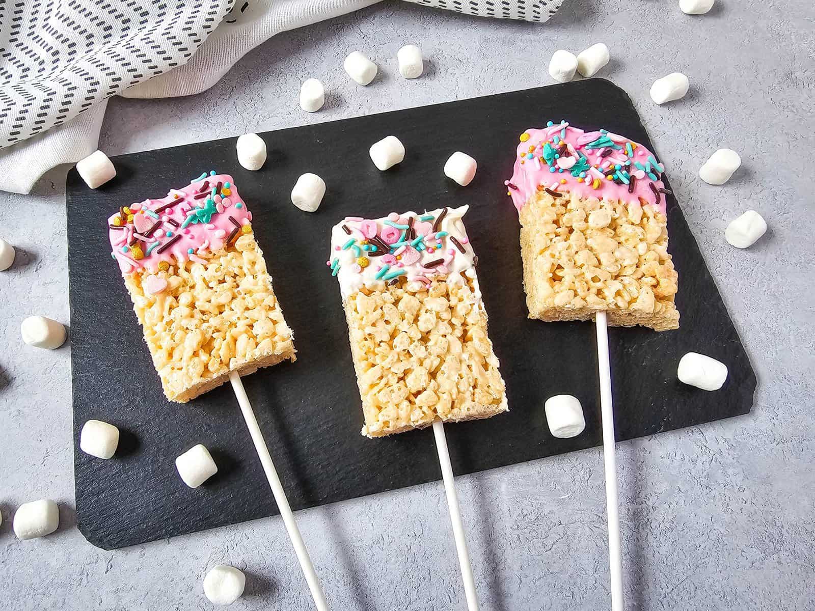 Valentine_s XO Krispy Treats Set 2 4