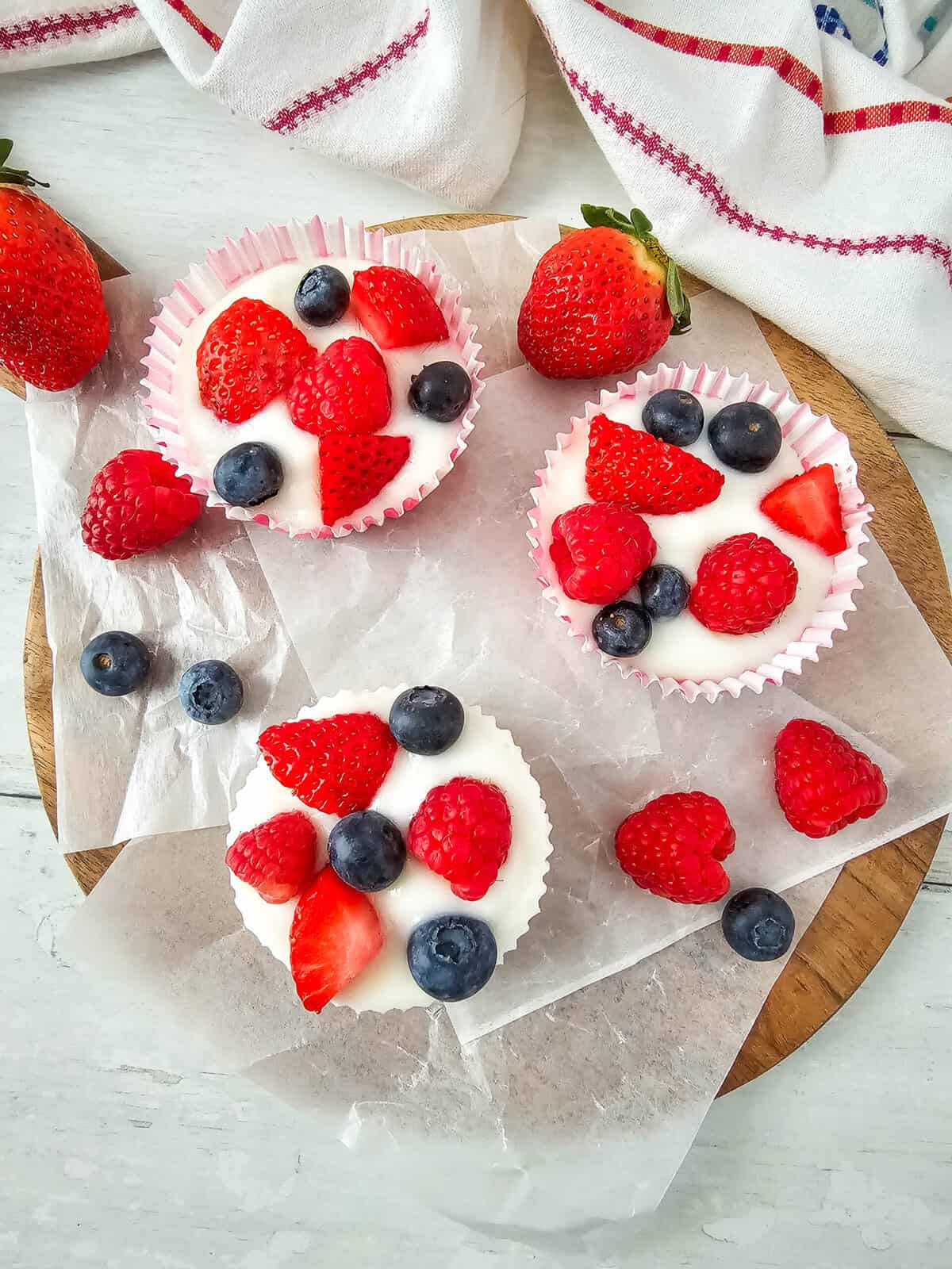Very Berry Frozen Yogurt Cups Set 5 – 3