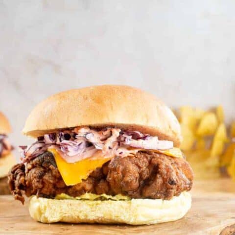 buttermilk chicken burger 40.jpg