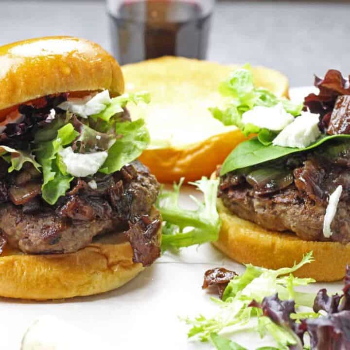 wine burgers 1 scaled 1.jpg