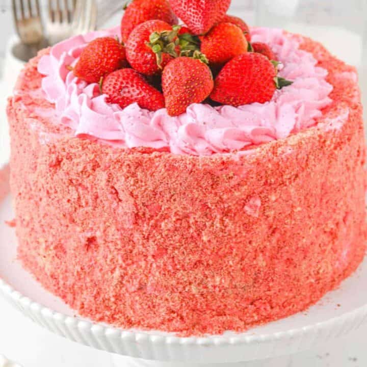 Strawberry Crunch Cake front view 28 Custom 1.jpg