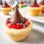 Christmas Kiss Cookie Cups (5)