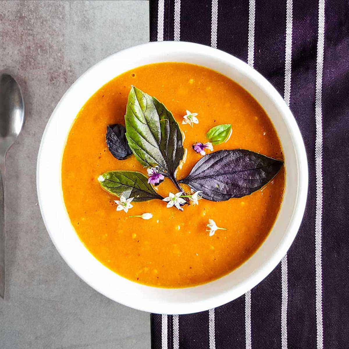 Roasted tomato soup with basil