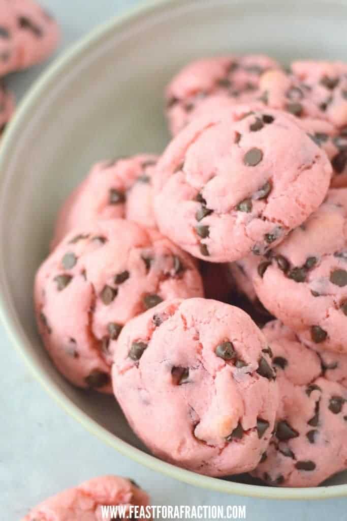 strawberry chocolate chip cookies FINAL 2 683×1024